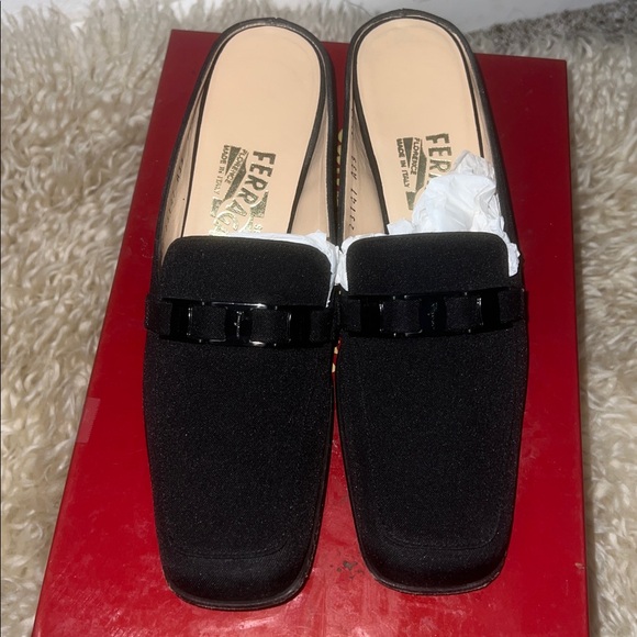 Authentic new Salvatore Ferragamo 2.5 inch black fabric slides. AAA - Picture 6 of 12